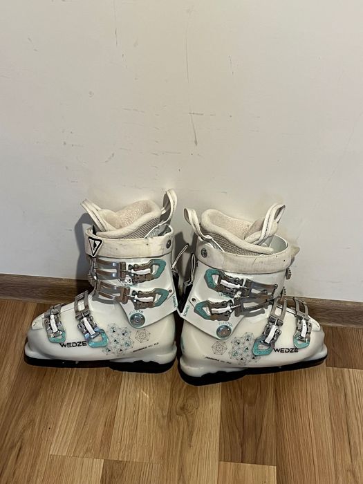 Clăpari de schi Wedze, mărimea 37–38.