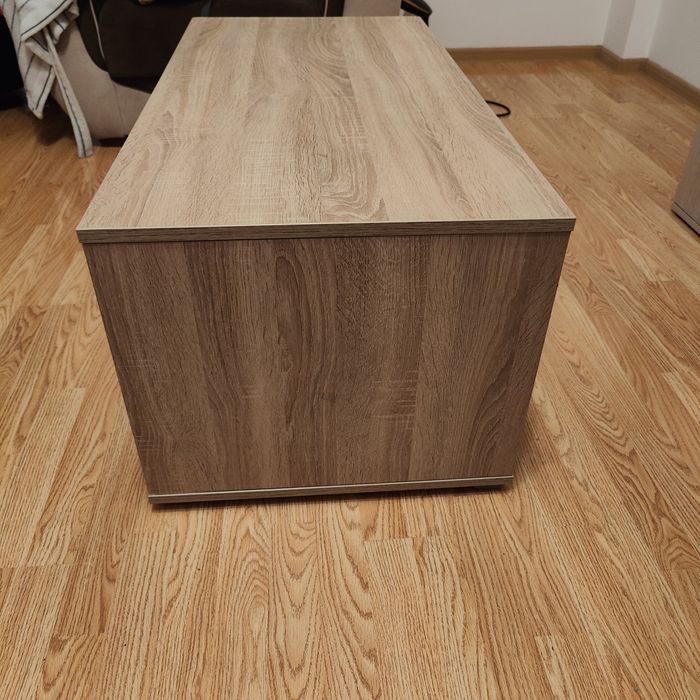 Vând comoda TV 101x50,7x42 cm