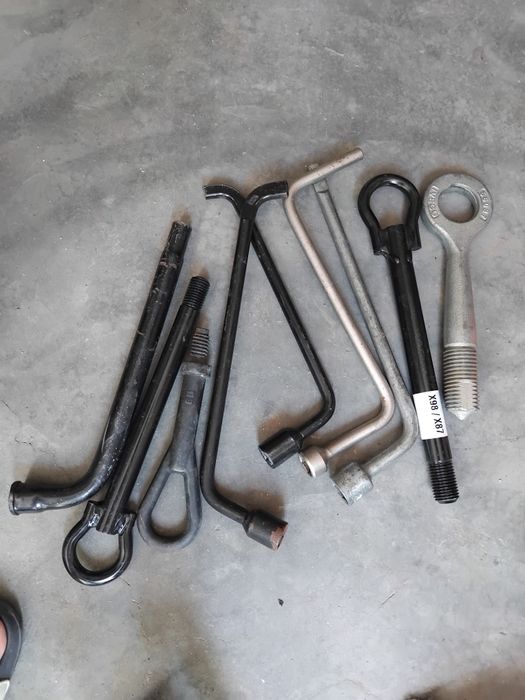 Ключове и куки 10 лв броя