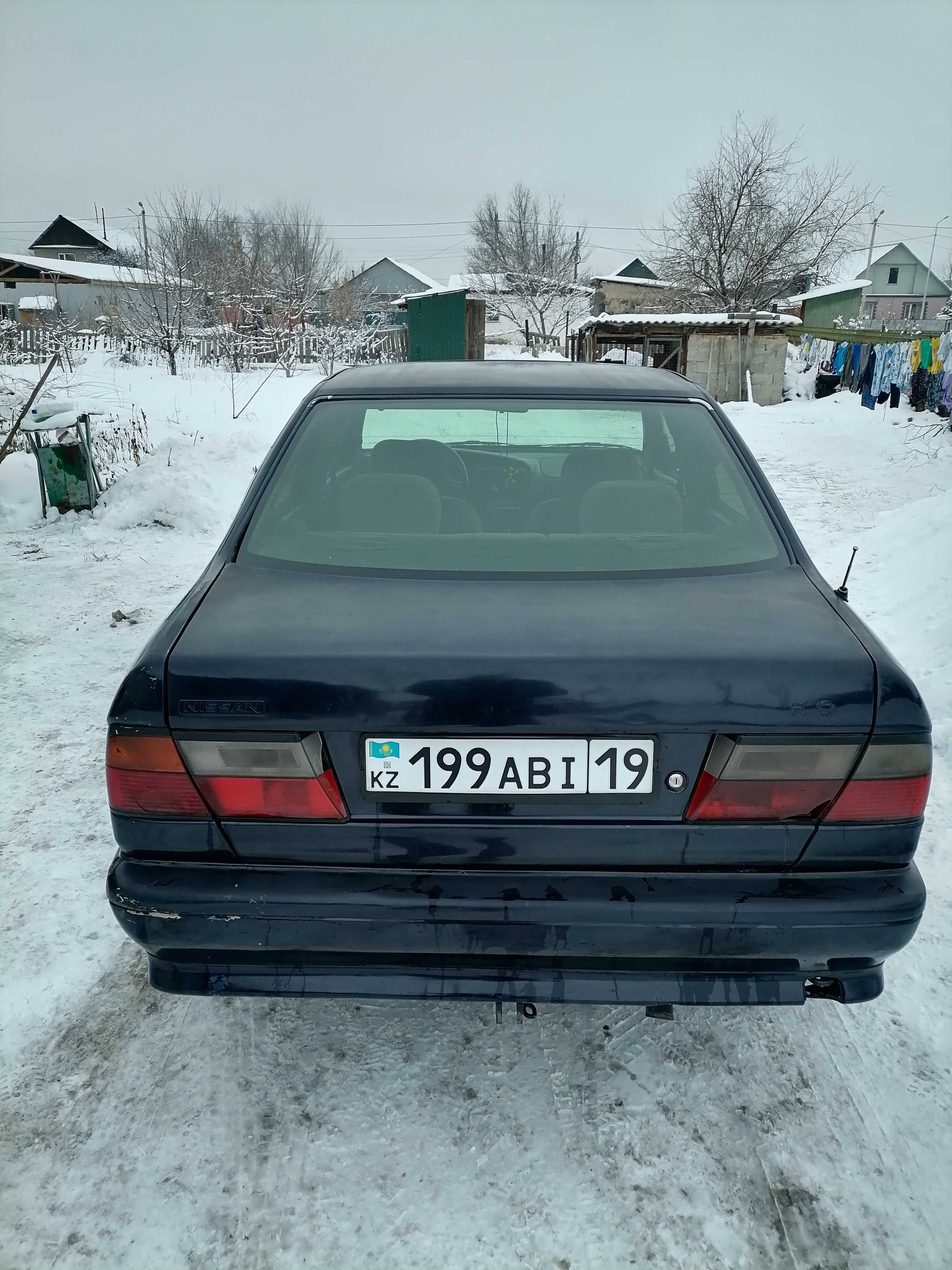 Машина Nissan Primera