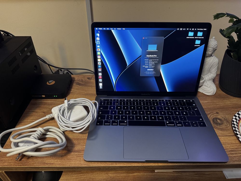 Macbook pro 2017 8/256