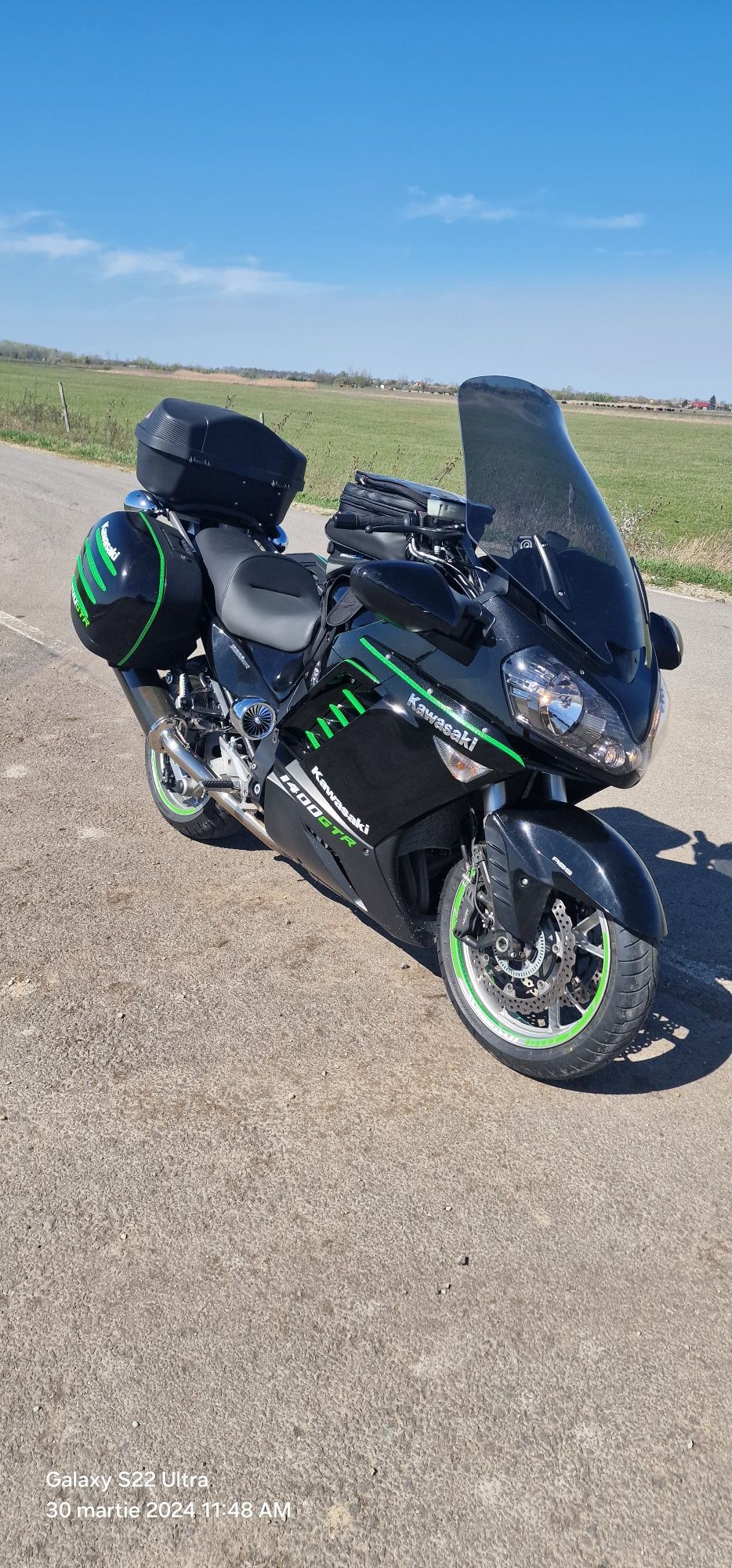 Kawasaki gtr 1400