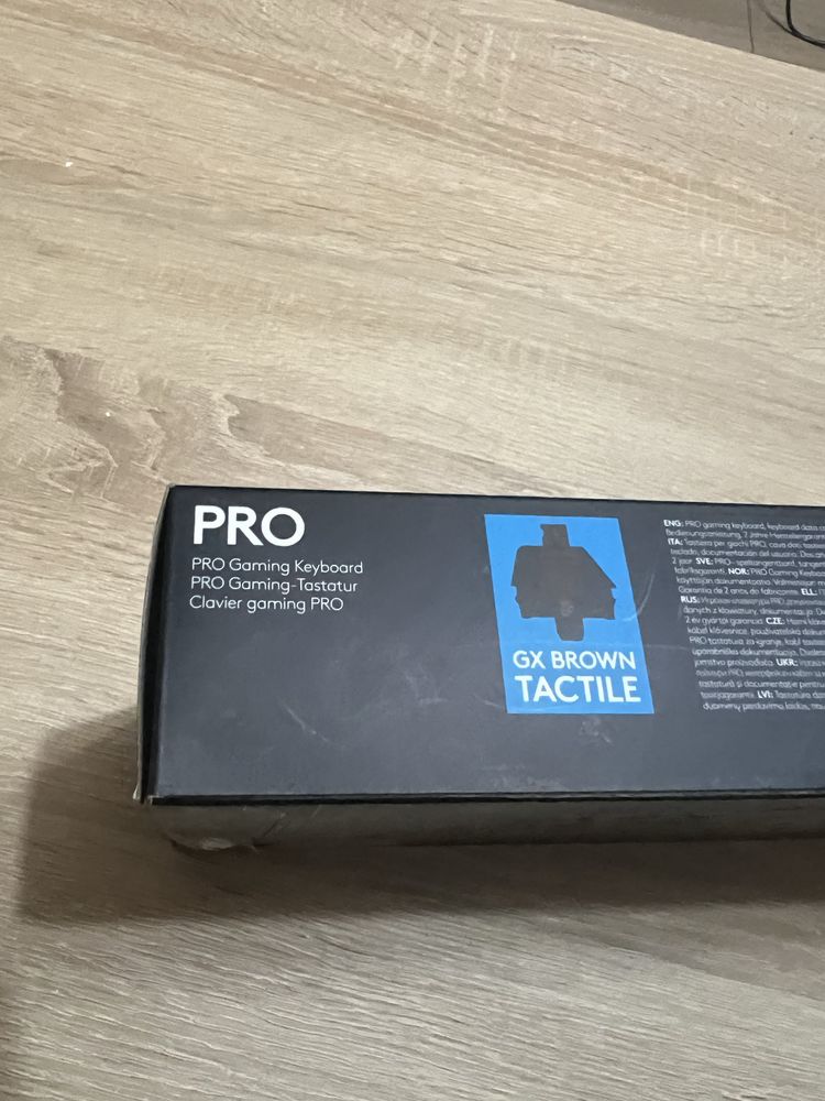 Клавиетура Logitech G Pro League of Legends Edition