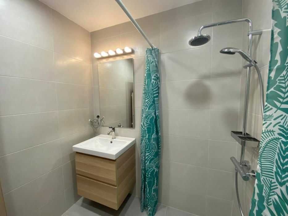 Продава се Двустаен апартамент в София, Младост 4 - 70 кв.м за 2372 €/кв.м - Снимка #2