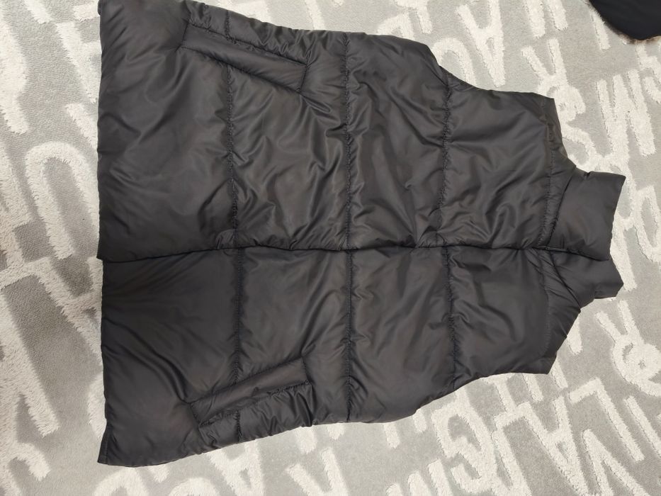 Жилетка новая подойдёт и мужчинам и жещинам