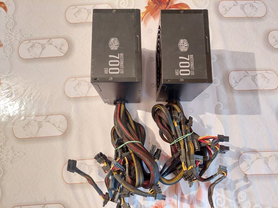 Продам Cooler master 700W
