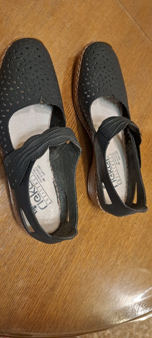 Женские туфли,темно-синего цвета,размер 39