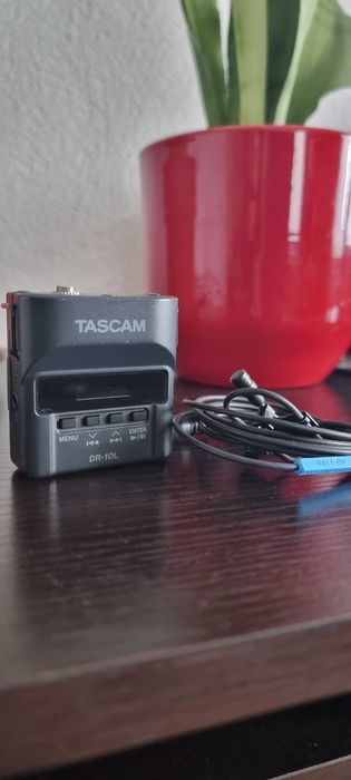 Lavaliera Sennheiser MKE2-EW Black + reportofon tascam dr-10L.