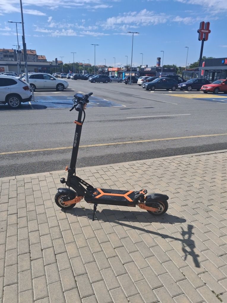 Електрическа тротинетка Kukirin G2 Max