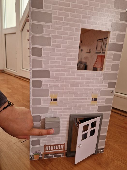 Casuta papusi nefolosita!