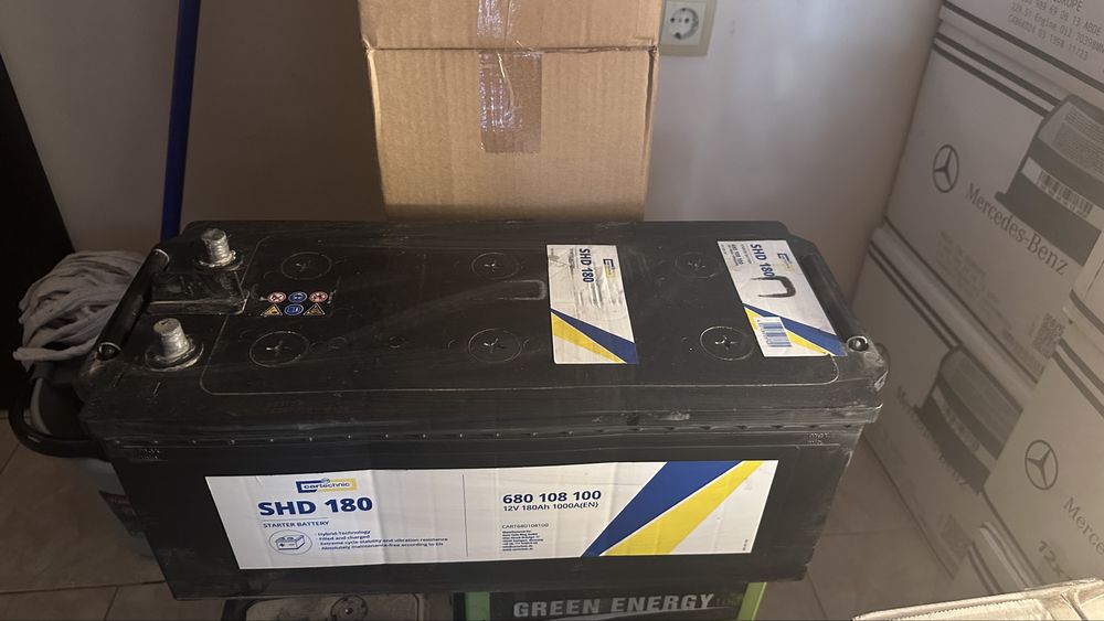 Акумулатор 180 AH