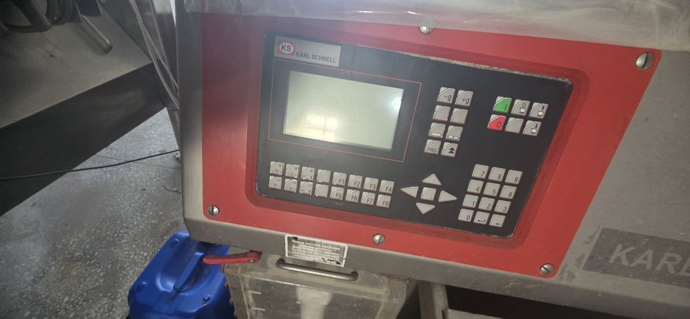 Продаётся профессиональный вакуумный шприц Karl Schnell (Германия).