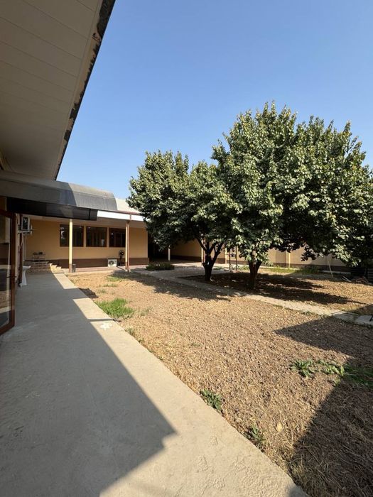 8 sotix rohat krugda olmos mahallani boshi fasad 30 metr.