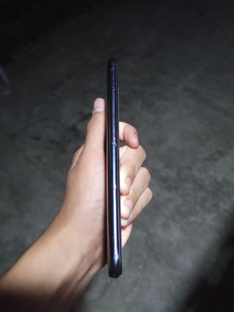 Redmi 9a 32/2 xolati yaxshi