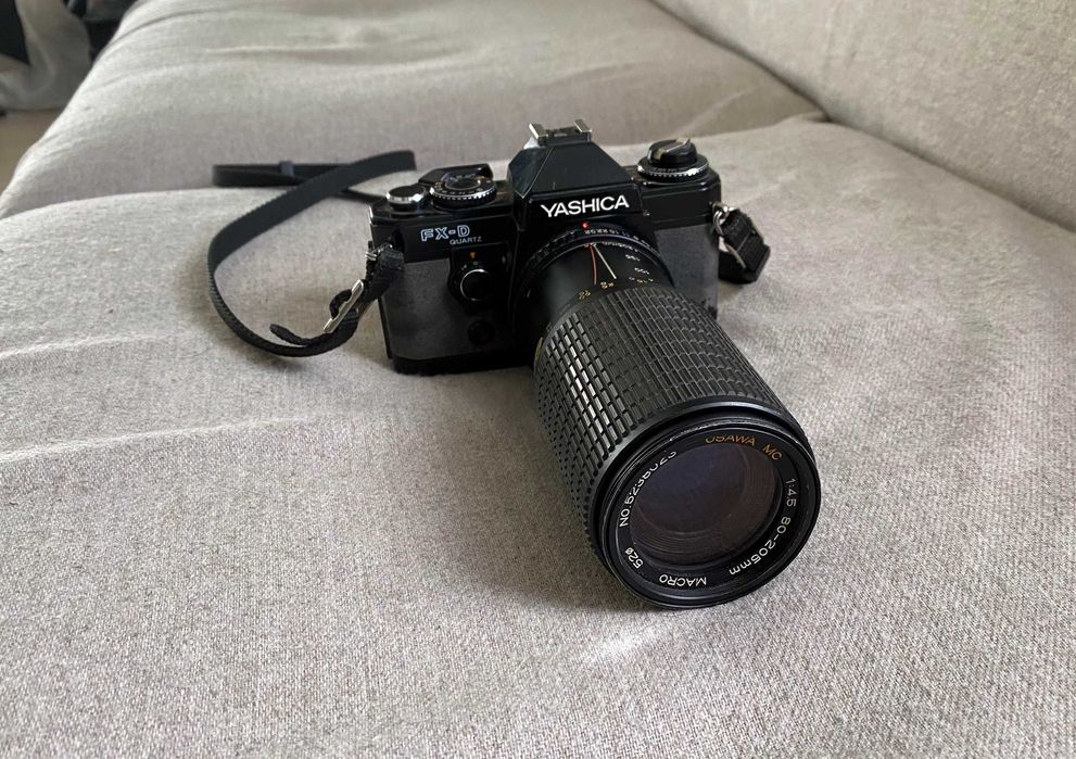 Aparat foto SLR Yashica FX-D + obiectiv Osawa MC 80-205mm f4.5 vintage