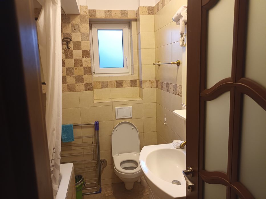 Apartament 4 camere(2+2)