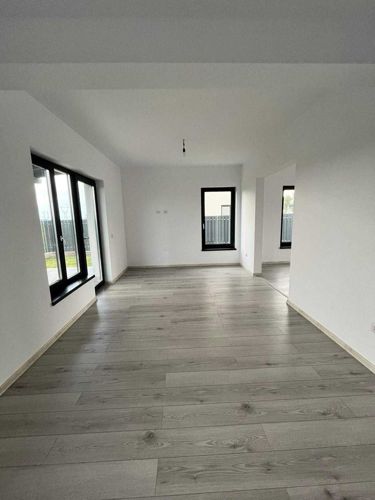 Duplex nou in Cordun,schimb cu apartament in Roman