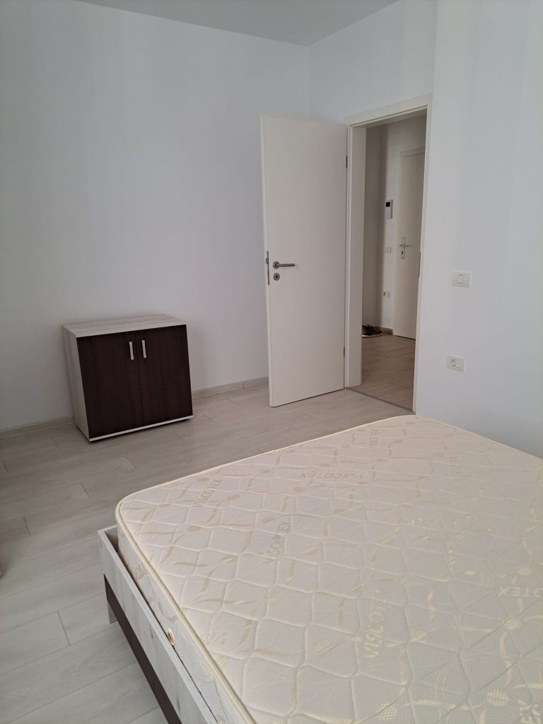 Proprietar , ap 2 camere complex Blue Residence preț 116500 €