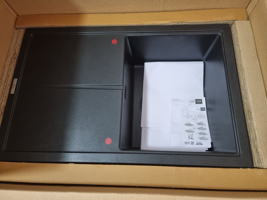 Продавам композит мивка на Grohe K400