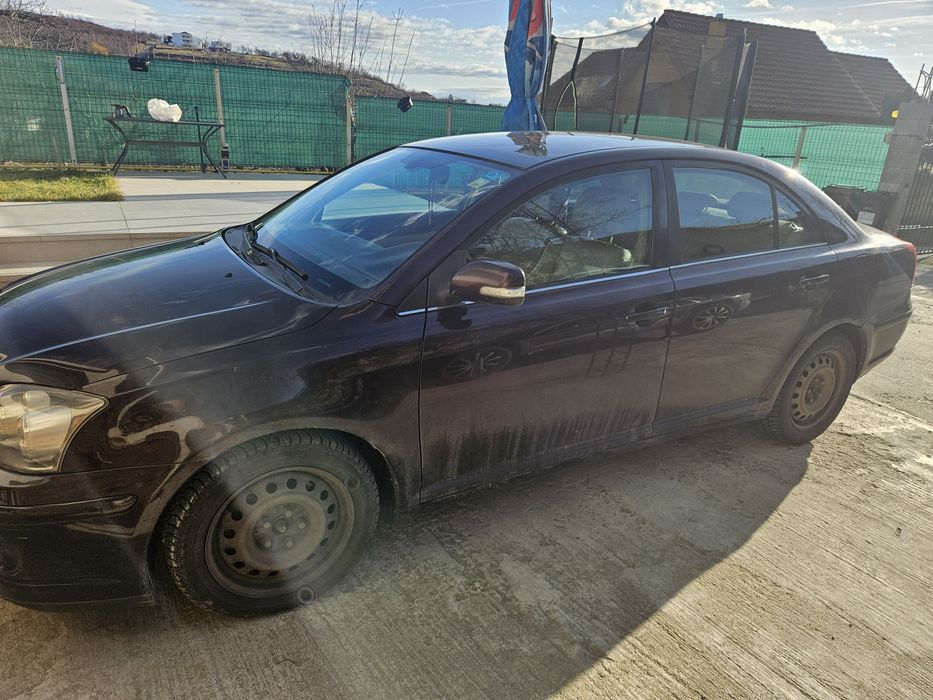 Toyota avensis 2.2 150 cp