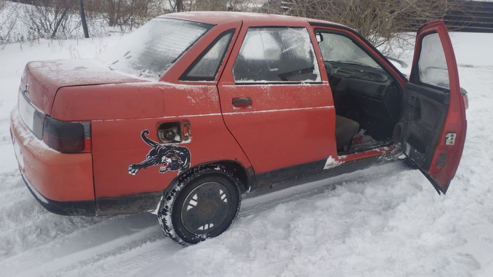 Продам ваз 2110 пр запчастям