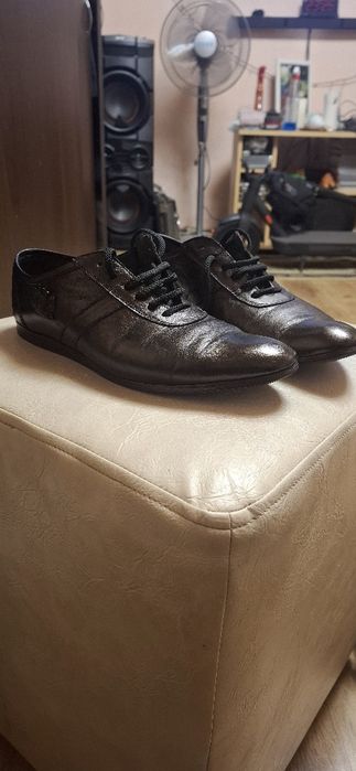 Pantofi piele mărimea 42