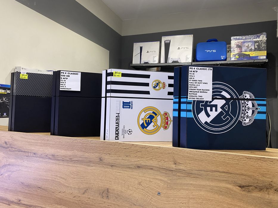 Playstation 4 500GB и 1TB 2джойстика+много игр