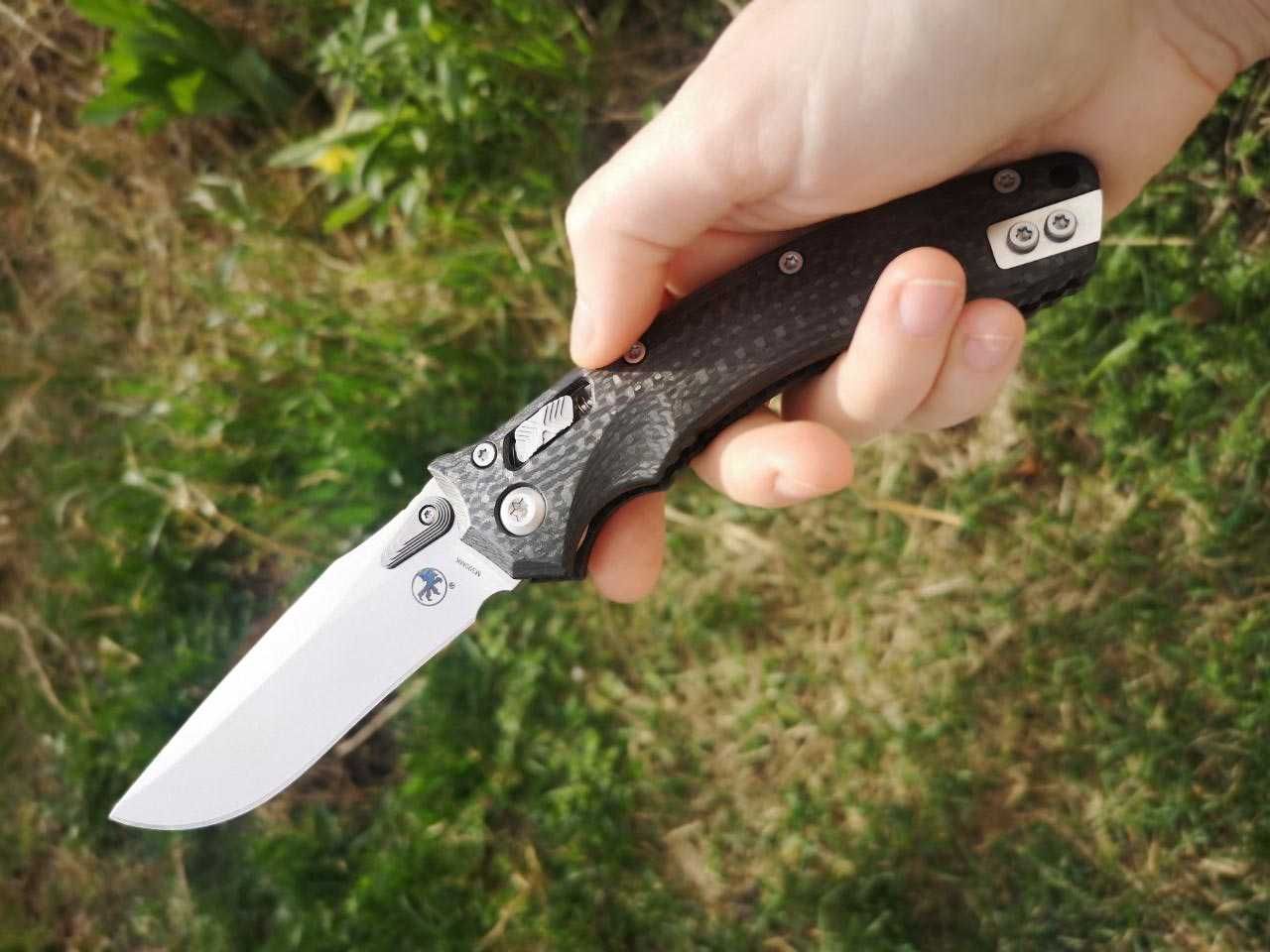 Cutit briceag Microtech Amphibian Ram-Lok 137RL Carbon, vanatoare