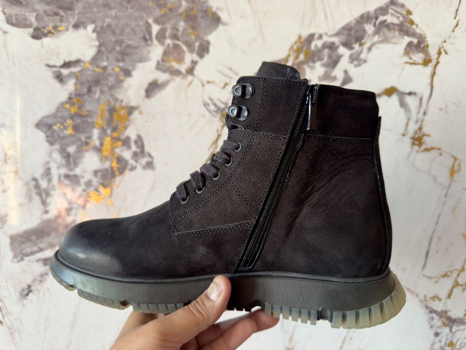 Кожаные ботинки с замком сбоку