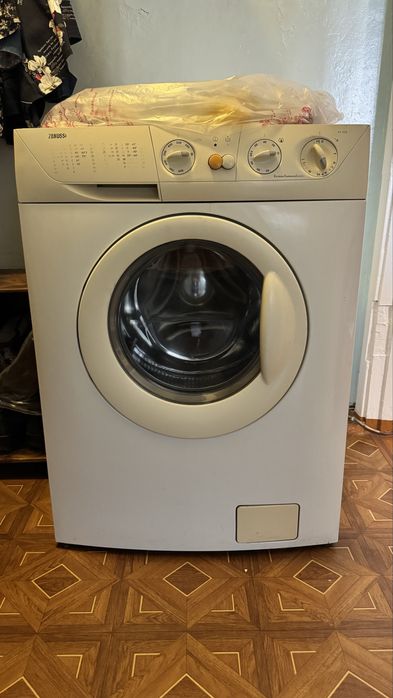 Стиральная машина ZANUSSi