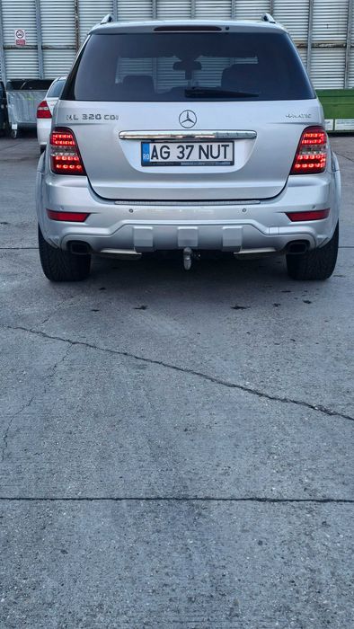 Mercedes ML320 2009 facelift pachet AMG
