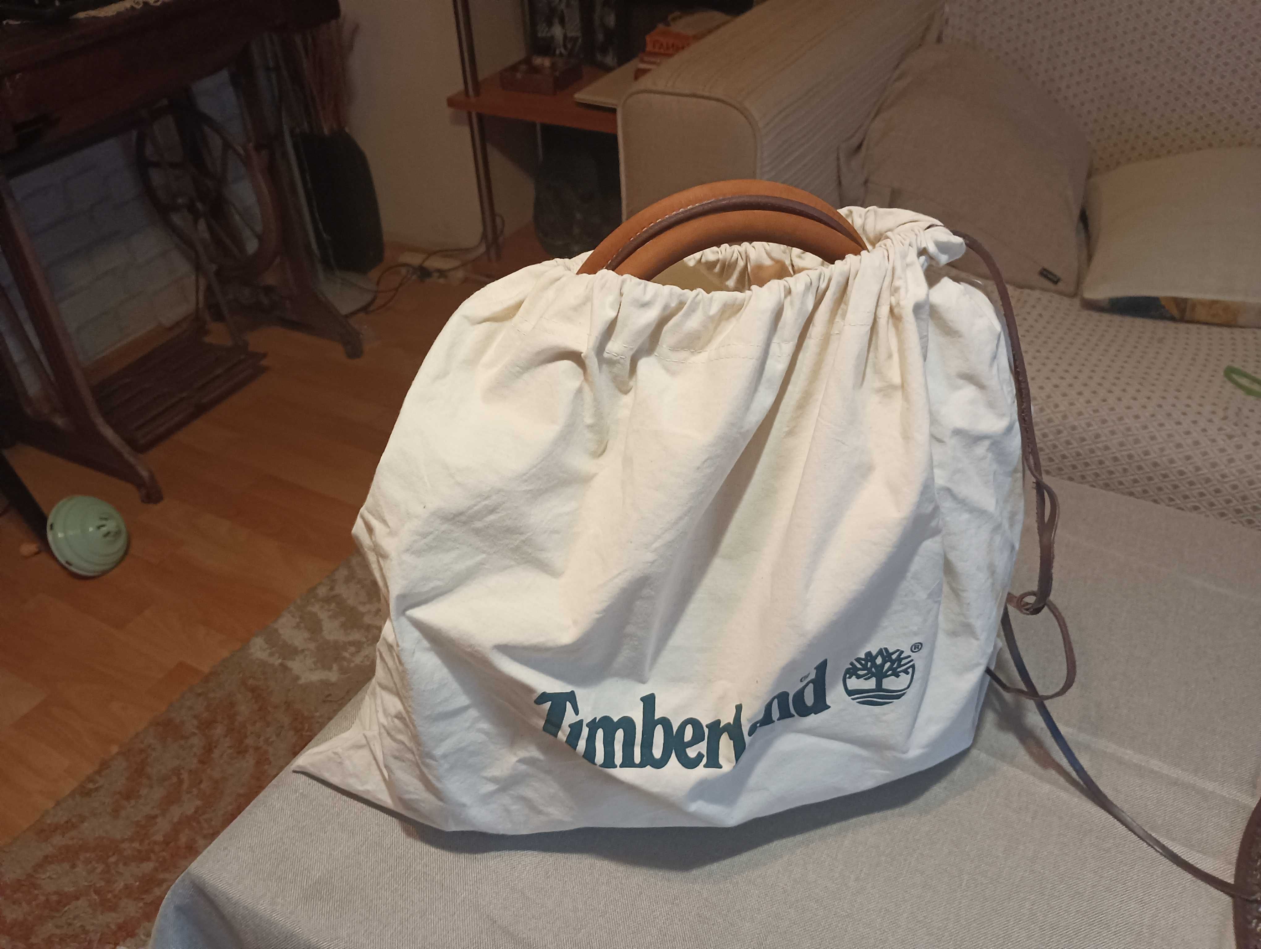 Оригинална дамска   чанта Timberland.