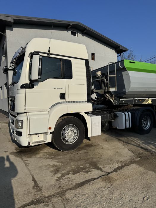 Semiremorca basculabila Schwarzmuller bena