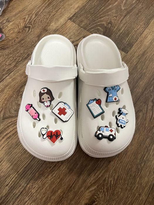 Медицинские кроксы