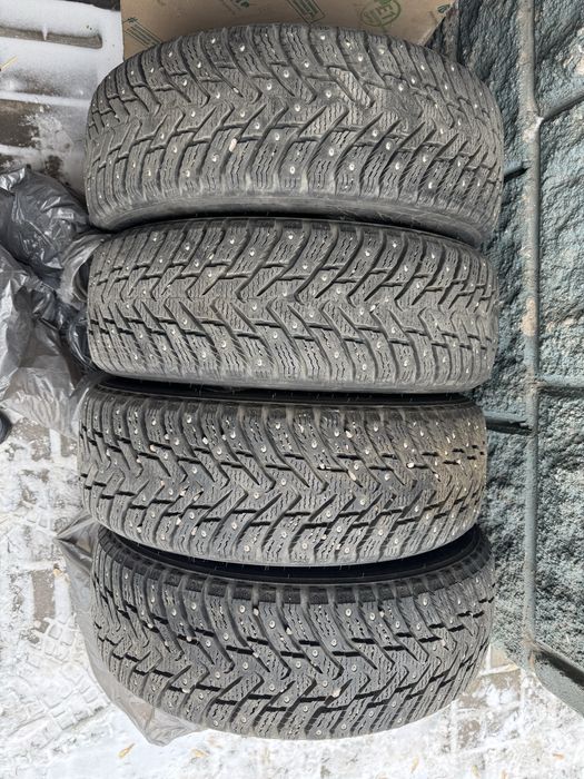 Шины зимние шипованные 195/65/15