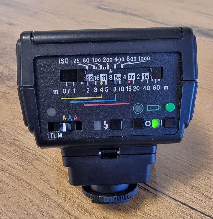 Metz 32ST3i светкавица