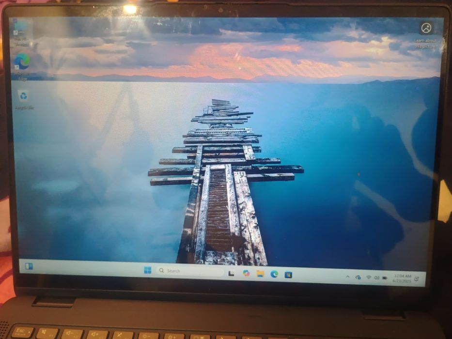 Lenovo IdeaPad Flex 5 14ABR8 - Type 82XX in garanție