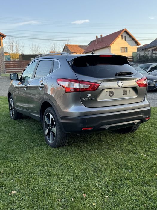 Vand Nissan Qashqai 1.2 benzina din 2015