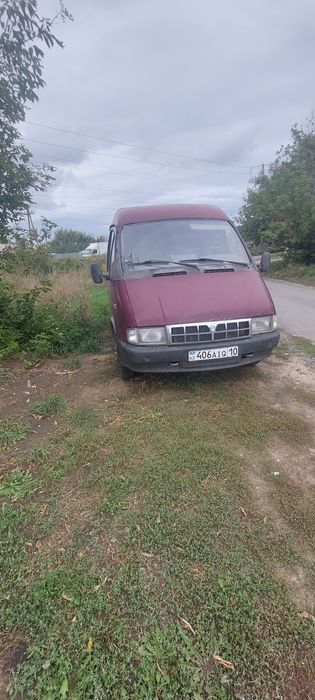 Продам газель цвет красный цельный метал 1999г.