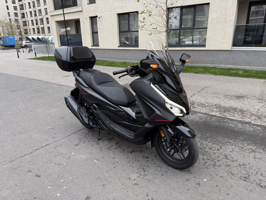 Honda Forza 350 2025