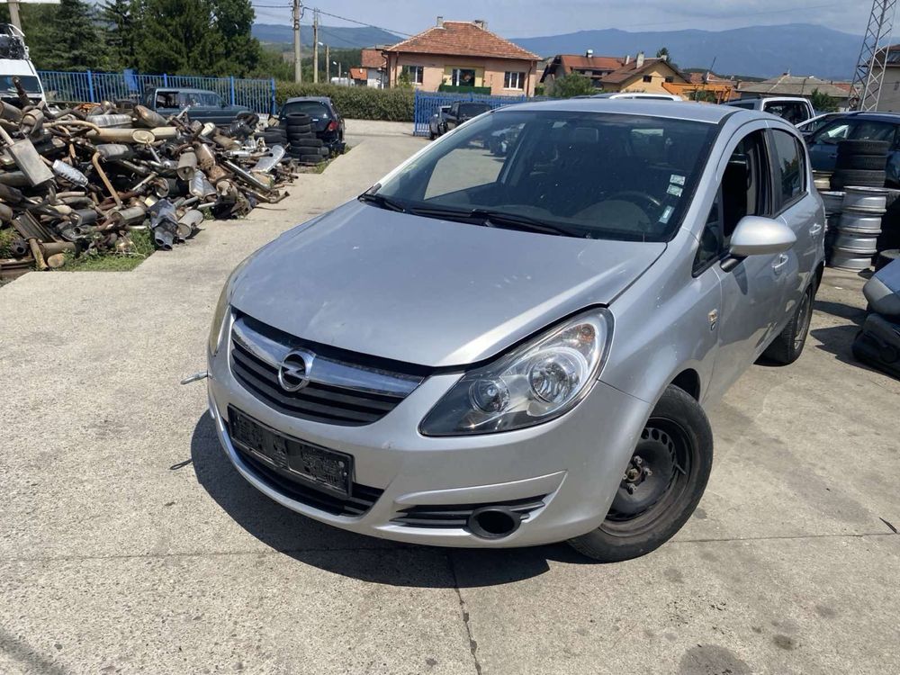 Opel Corsa 1.2 НА ЧАСТИ