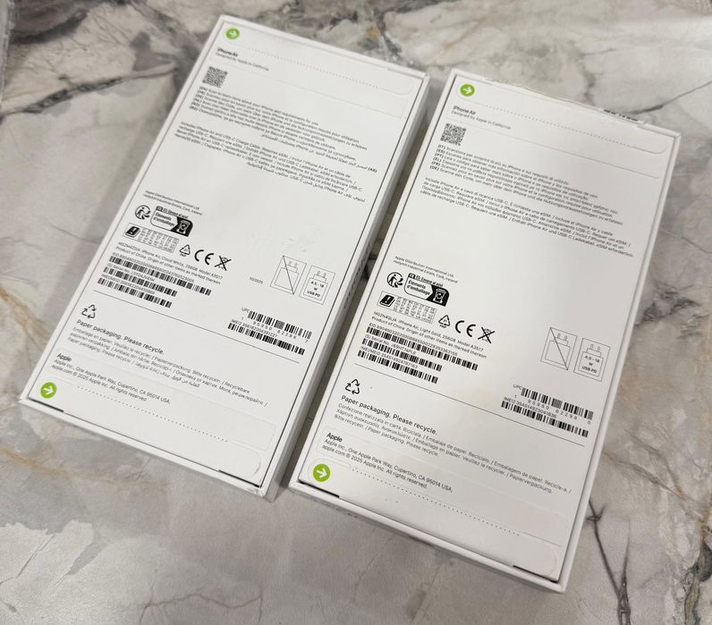 iPhone 17 Air 256GB. Sigilate !! White , Gold