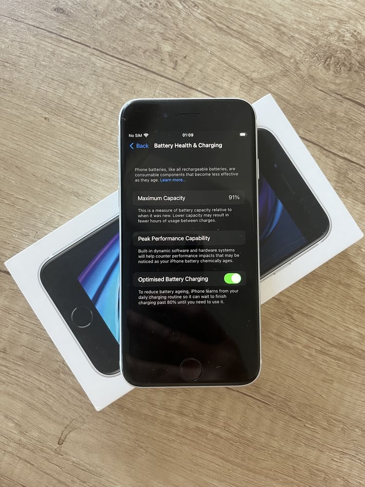 iPhone SE 2020 Silver