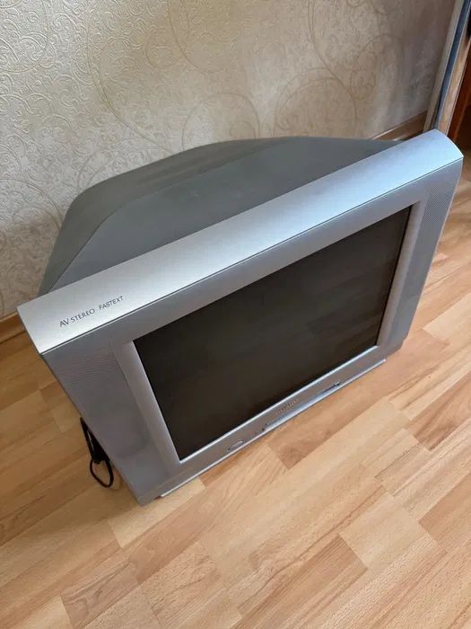 Продам Телевизор б/у