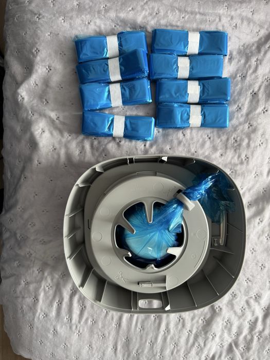 TOMMEE TIPPEE Хигиенен кош за памперси TWIST&CLICK БЯЛ