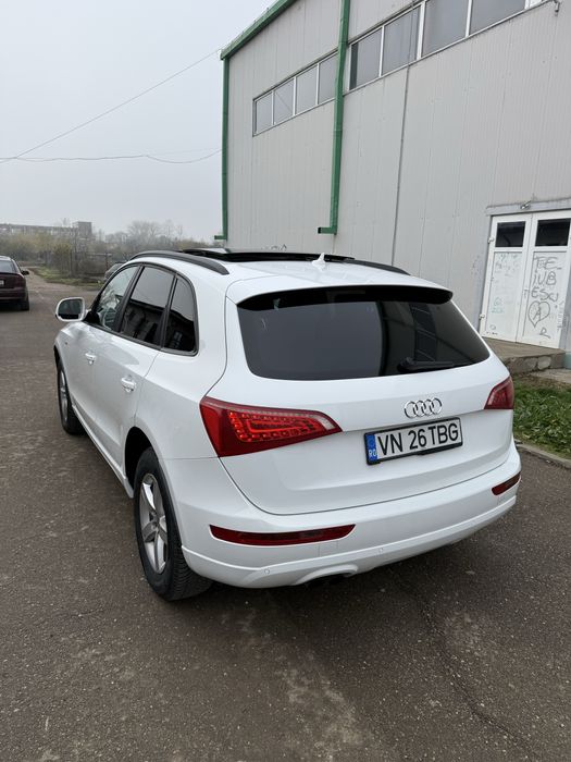 Audi Q5 2.0 dieles 2011 Trapa/S-line interior
