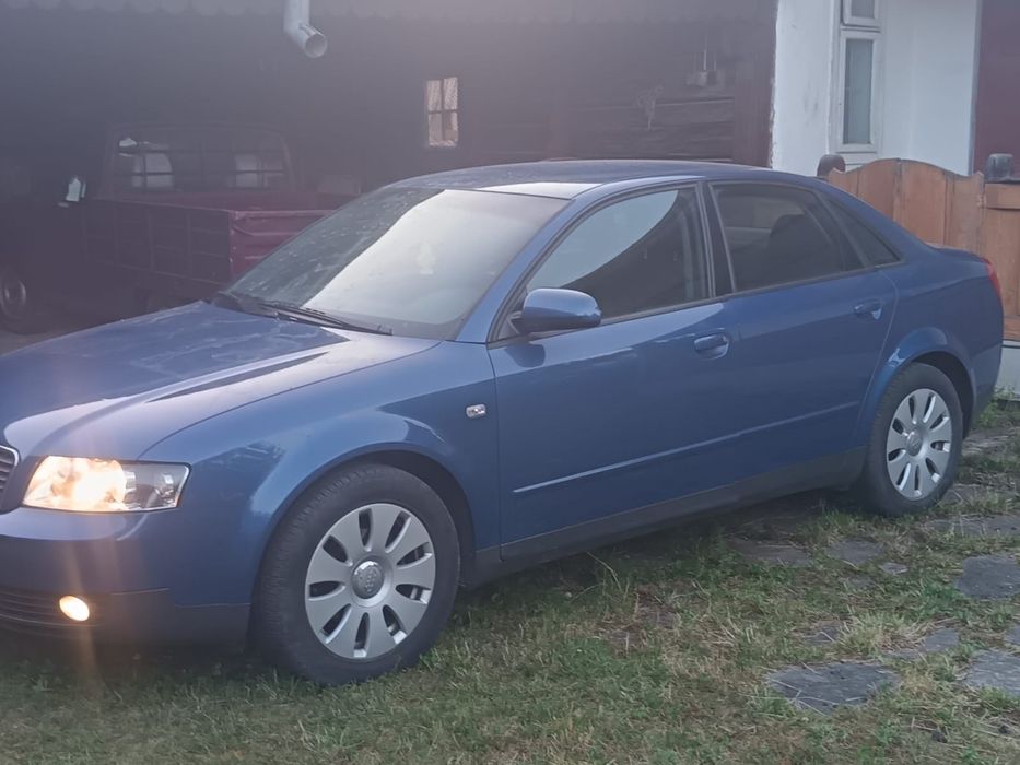 Vând Audi A4, 1,6 benzina