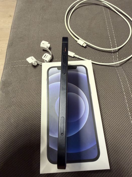 Iphone 12 black 64 gb
