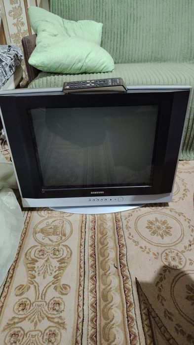 Отдам даром телевизор