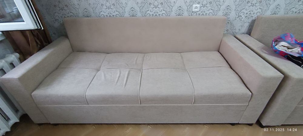 Срочно продам раскладной диван